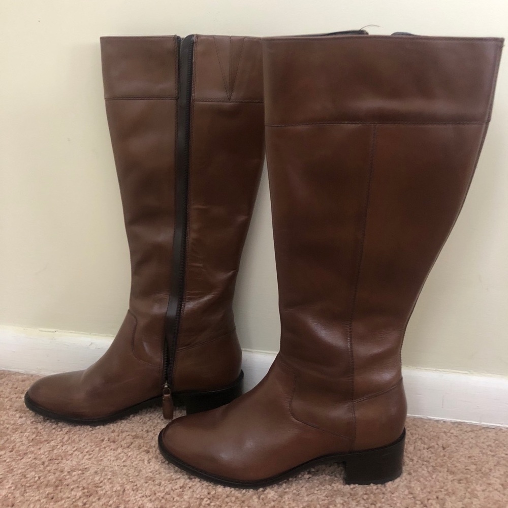 BRAND NEW COLE HAAN BOOTS